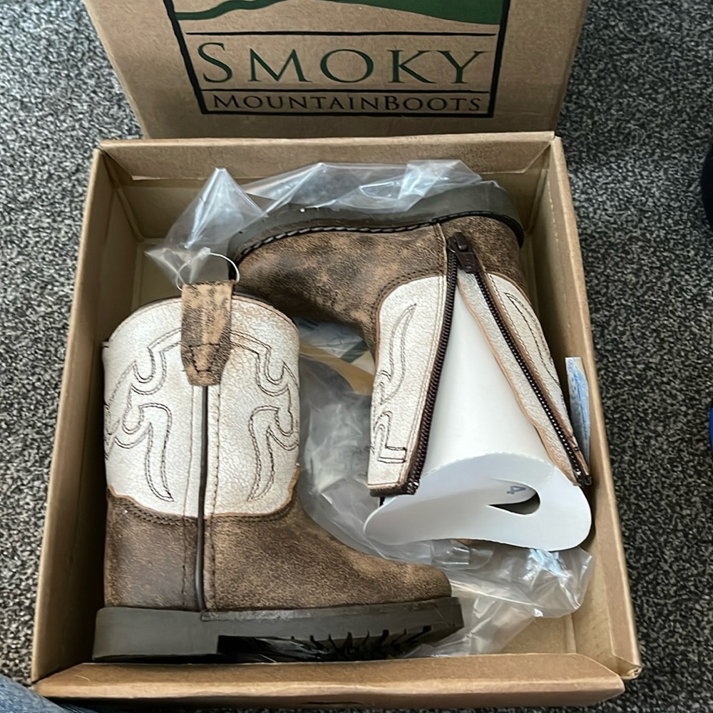 Cowboy boots brand new
